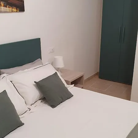 Melory House * روما